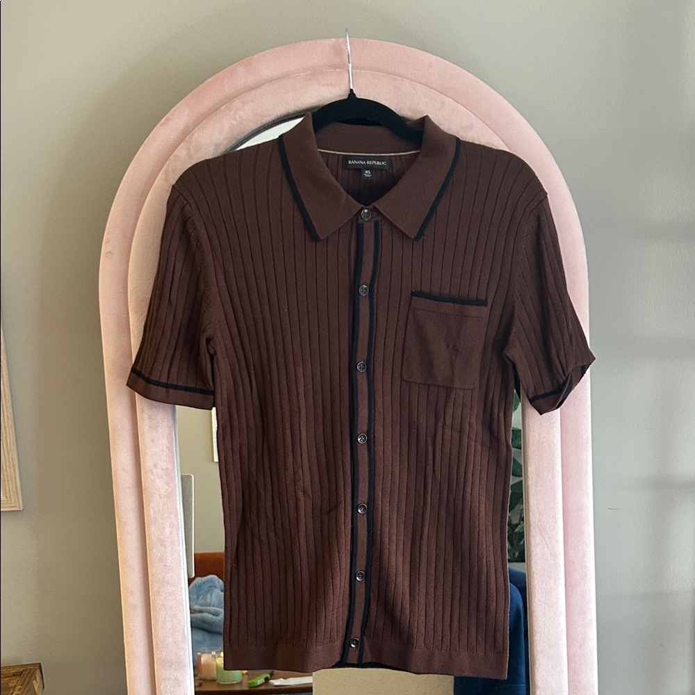 Banana Republic Brown Short Sleeve Shirt